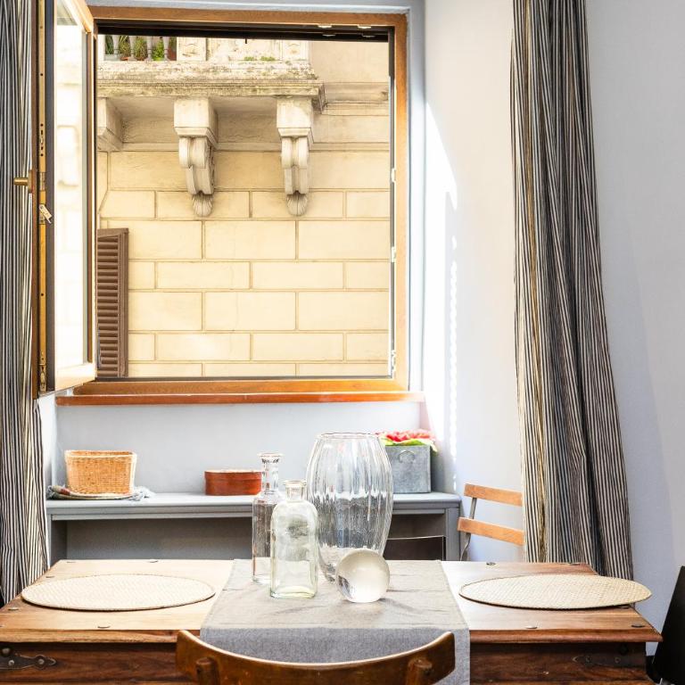 Pantheon by Rental in Rome - Appartamento con 2 Camere da Letto - 2