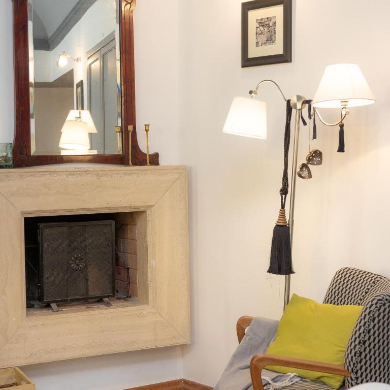 Pantheon by Rental in Rome - Appartamento con 2 Camere da Letto - 11