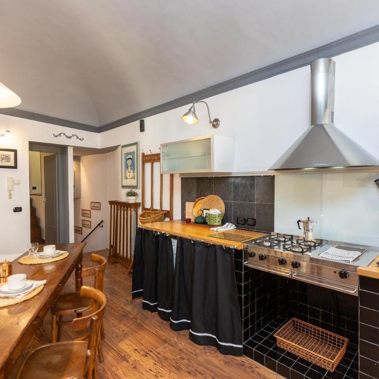 Pantheon by Rental in Rome - Appartamento con 2 Camere da Letto - 22