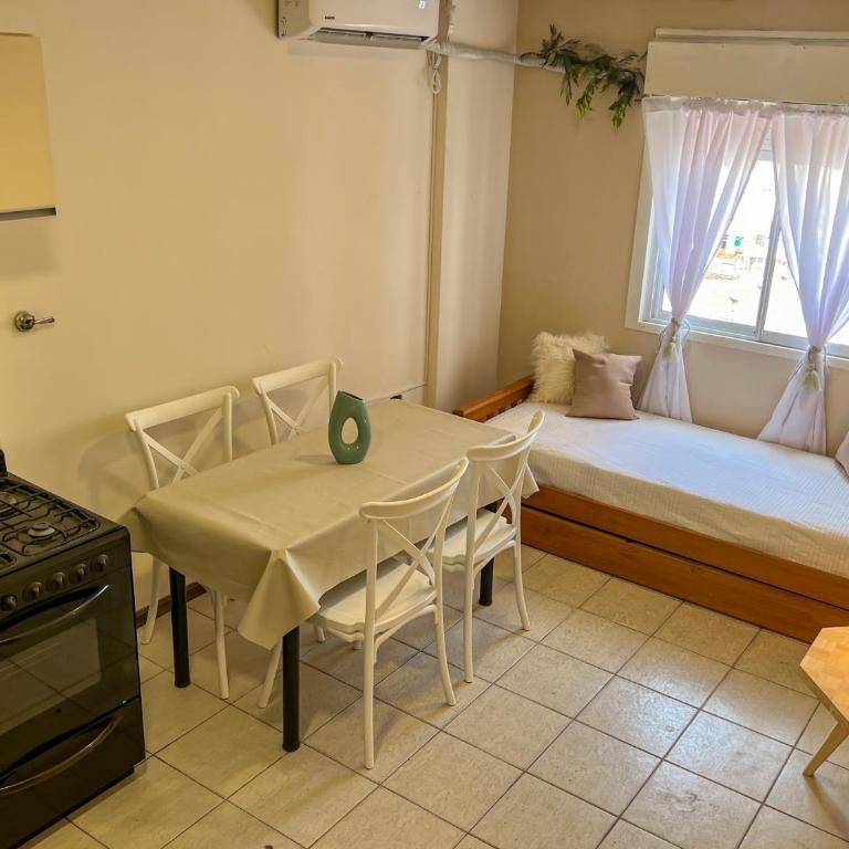 Céntrico Monoambiente cómodo y funcional - Apartamento de 1 dormitorio - 8
