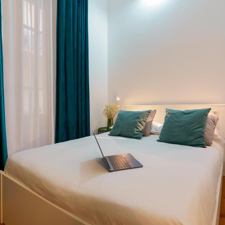 CrossRoad Four - locazione turistica - Economy Double Room - 1