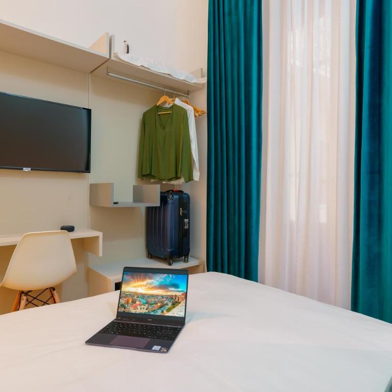 CrossRoad Four - locazione turistica - Economy Double Room - 2