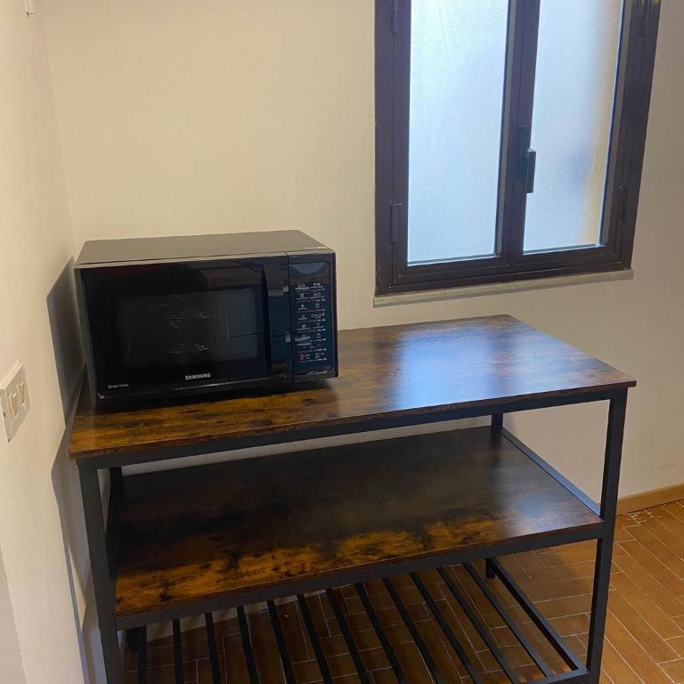 Cortile Cascino Home - Appartamento con 2 Camere da Letto - 8