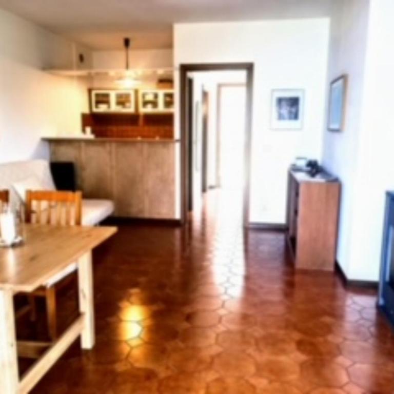 schöne Ferienwohnung mit herrlichem Blick zum Gardasee - Appartamento - 2