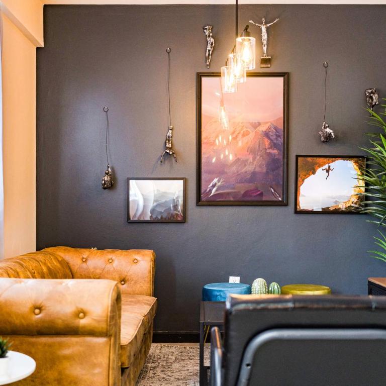 NEW Great Stay in Roma 24-7 Security - Three-Bedroom Apartment - 12