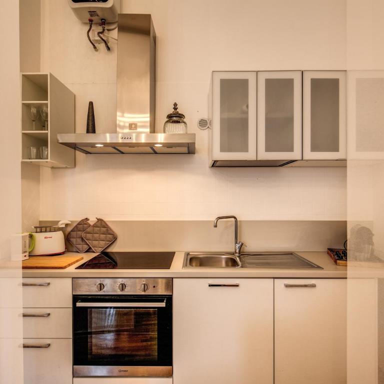 Elegant Apartment Behind the Colosseum - Appartamento Superior - 8