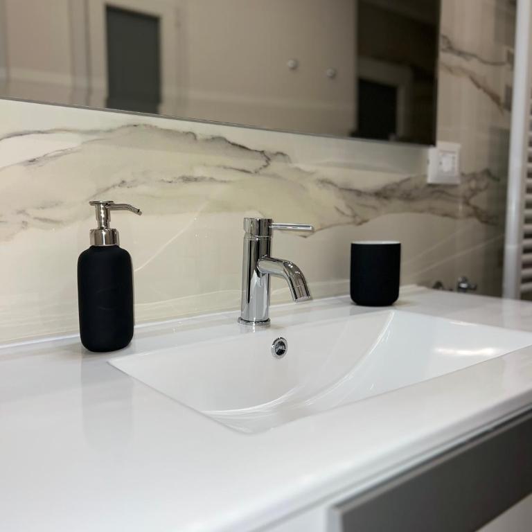 Savoia Apartment - Appartamento con 2 Camere da Letto - 14