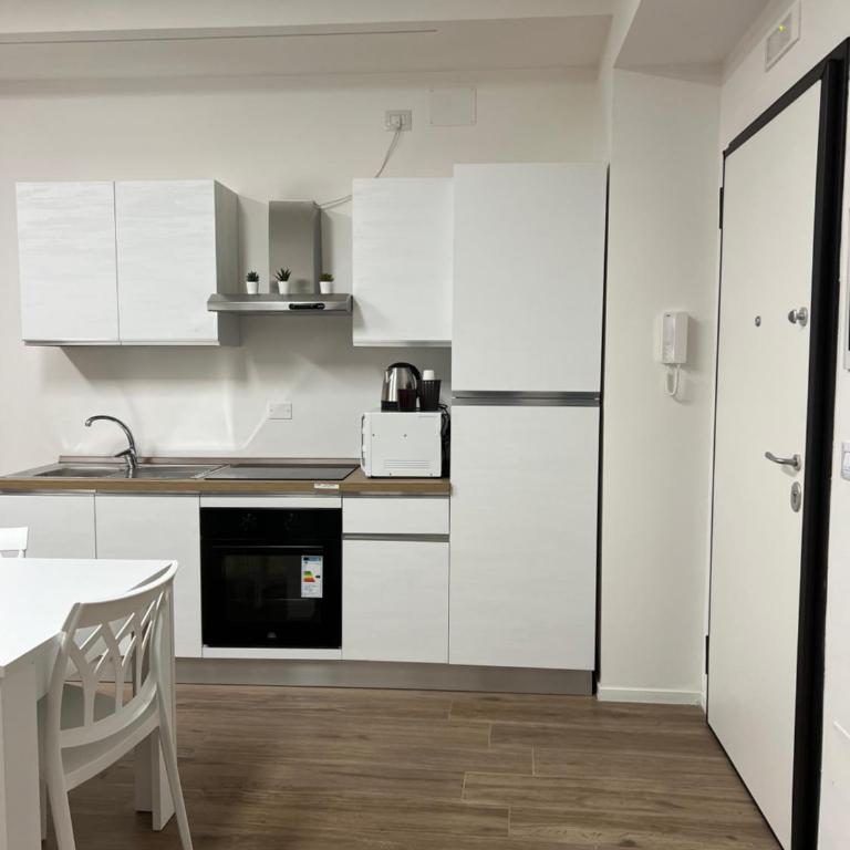 Savoia Apartment - Appartamento con 2 Camere da Letto - 4