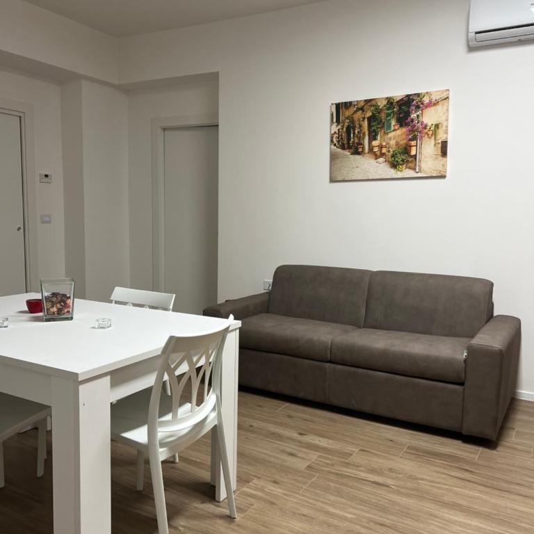 Savoia Apartment - Appartamento con 2 Camere da Letto - 10