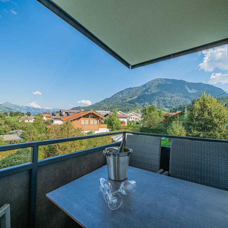 Appartements Andrea Cäciel - Alpline Appartements KG - Apartment mit Blick auf die Berge - 13