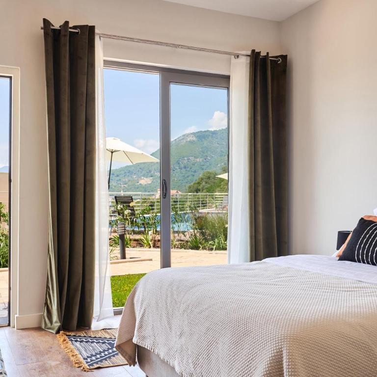 Casa Collection - Apartment with Garden View - 3
