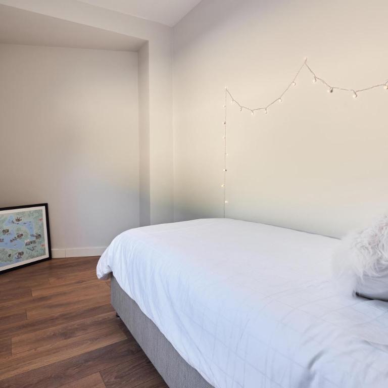 Casa Collection - Two-Bedroom Apartment - 10