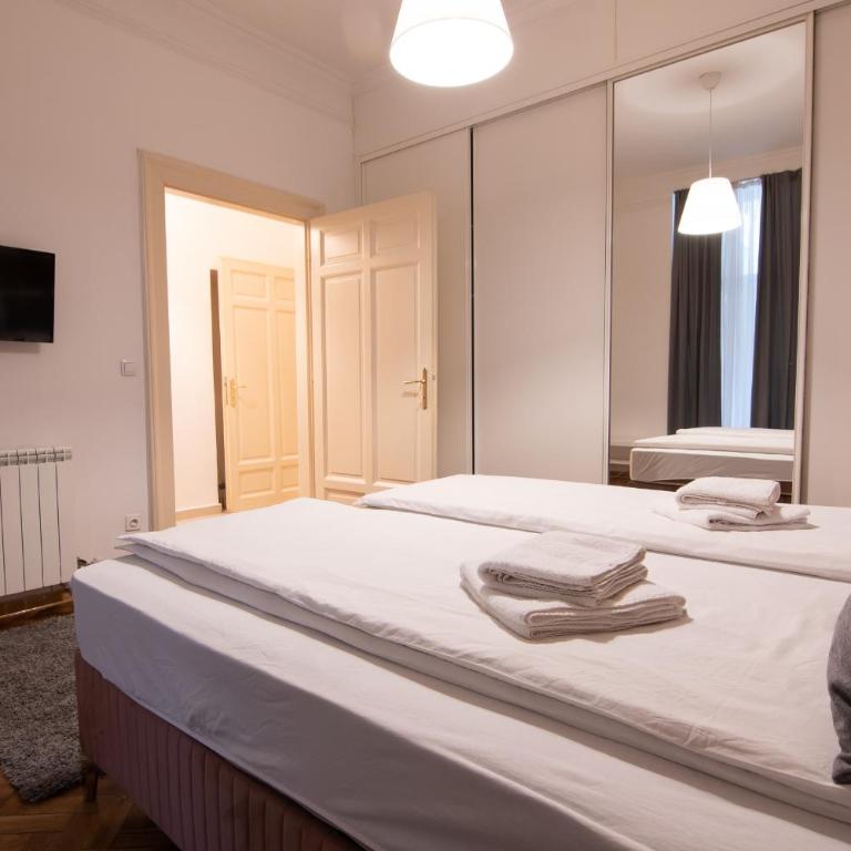 Sweet House Republic - Apartman - 35