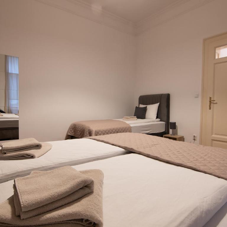 Sweet House Republic - Apartman - 22