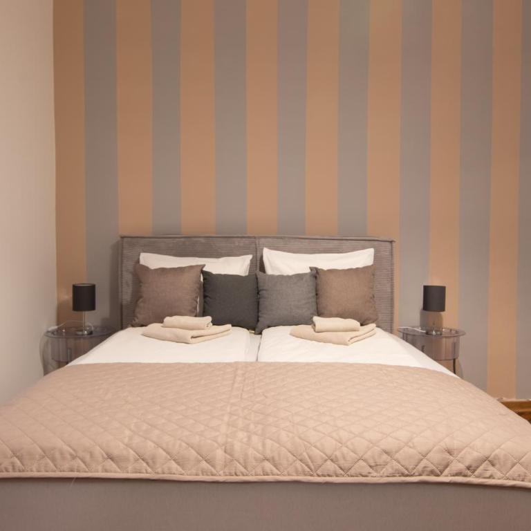 Sweet House Republic - Apartman - 27