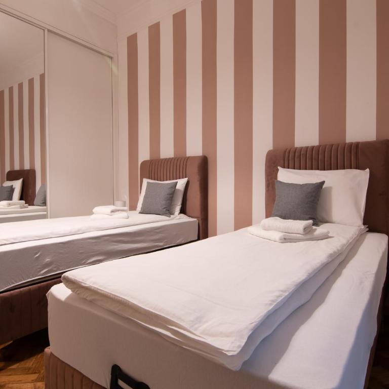 Sweet House Republic - Apartman - 38