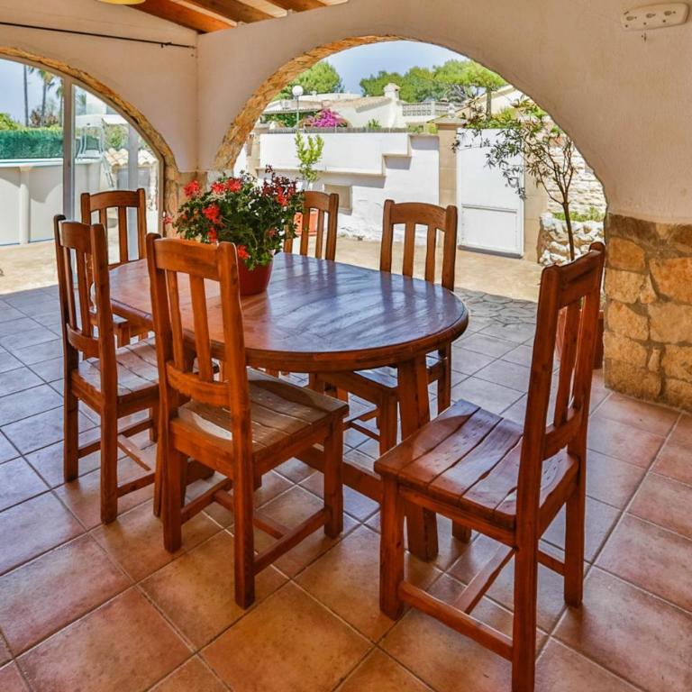 Can Rovet - Three-Bedroom Villa - 8