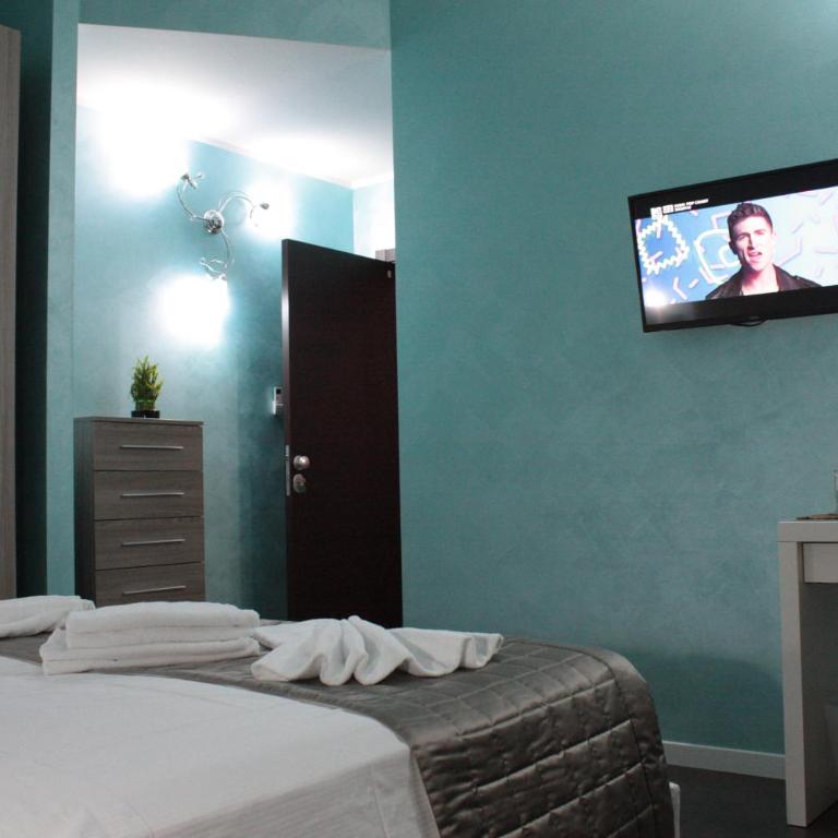 B&B Roma - Superior Double Room with Private Bathroom - 14
