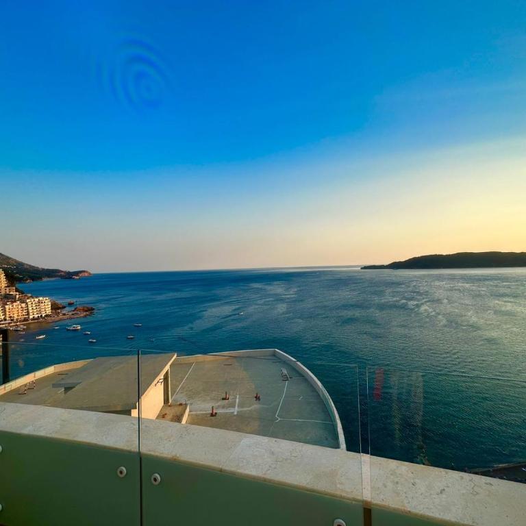 The best view in Montenegro - Three-Bedroom Apartment - Oceanfront - 3