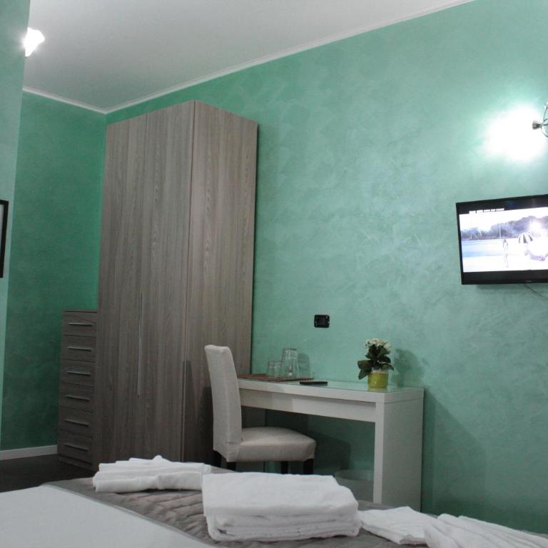 B&B Roma - Deluxe Twin Room - 17