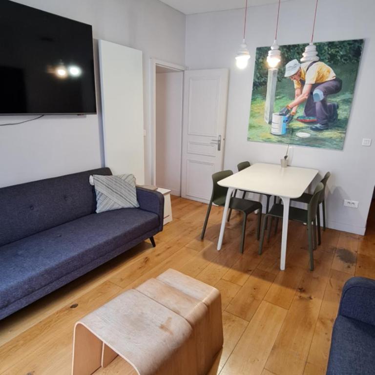 montorgeuil louvre flat - Two-Bedroom Apartment - 1