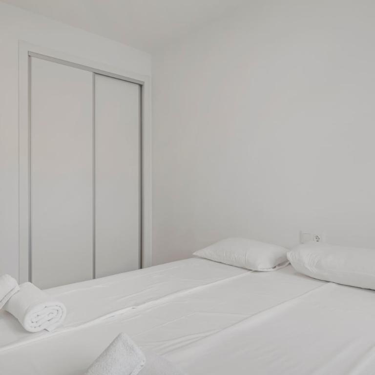 Panoramic terrace w pool by Costarentals - Ref 43 - Three-Bedroom Apartment - 18