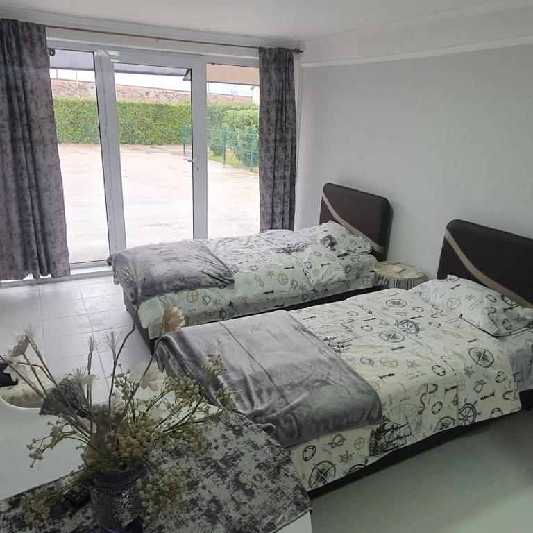 Cozzy apartment near the Aiport Podgorica - One-Bedroom Apartment - 11