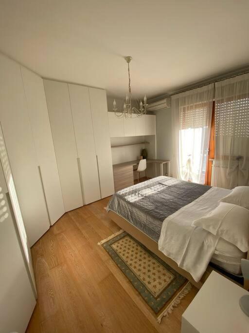 A due passi dal Parco - Appartamento con 2 Camere da Letto - 10
