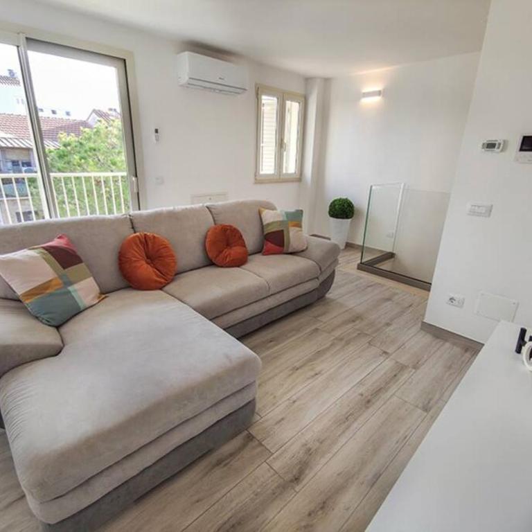 Casa centralissima Mentana ingresso indipendente - Two-Bedroom Apartment - 12