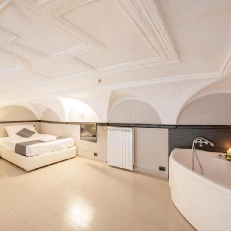(Aquarium) Elegant Two-Level Apartment with In-Room Tub - Appartamento su 2 Livelli - 3