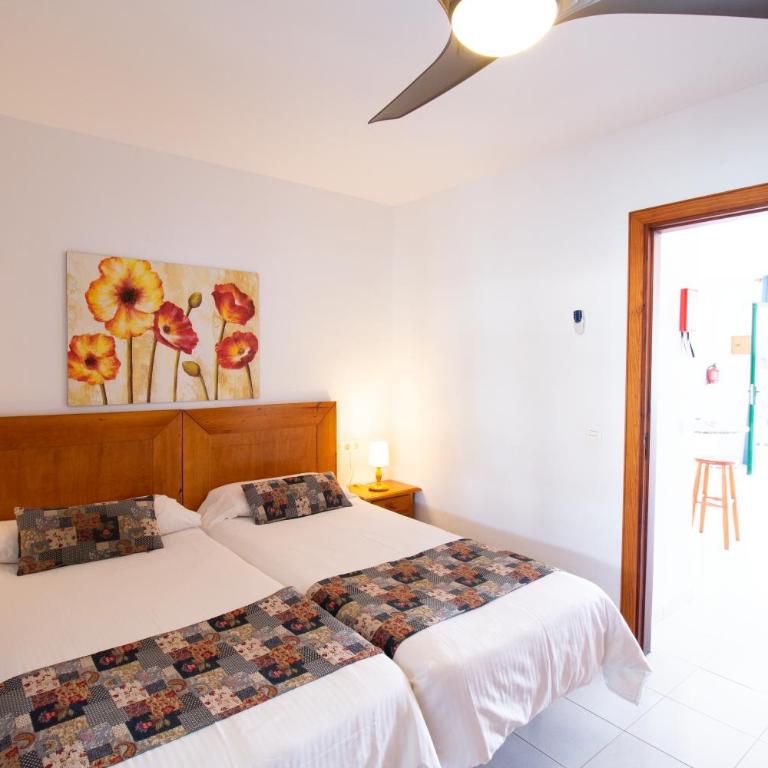 Apartamentos La Peñita - Apartment with Garden View - 32