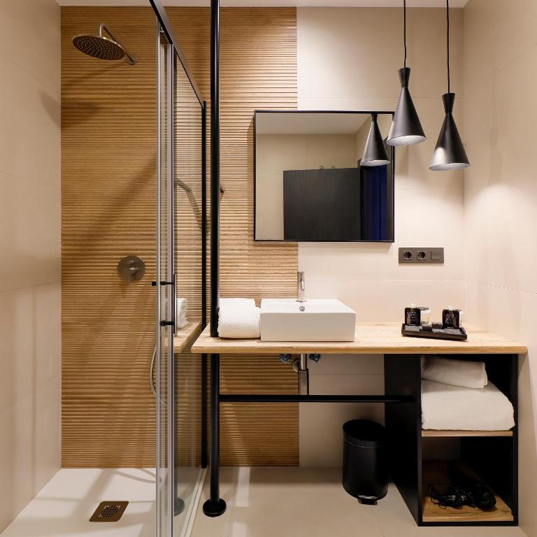 Nuvō Hotel Boutique - Habitación Doble con vistas - 1 o 2 camas - 2