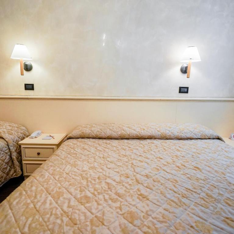 Hotel Carlton Capri - Camera Tripla - 6