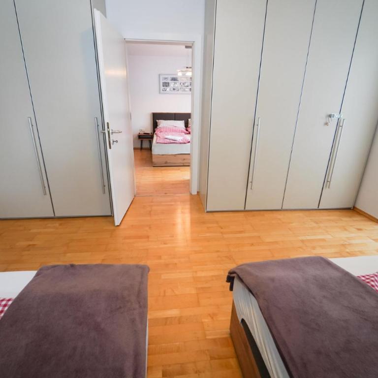 Schlafgut Küssler - 70m vom City Express - Apartment mit Seeblick - 8