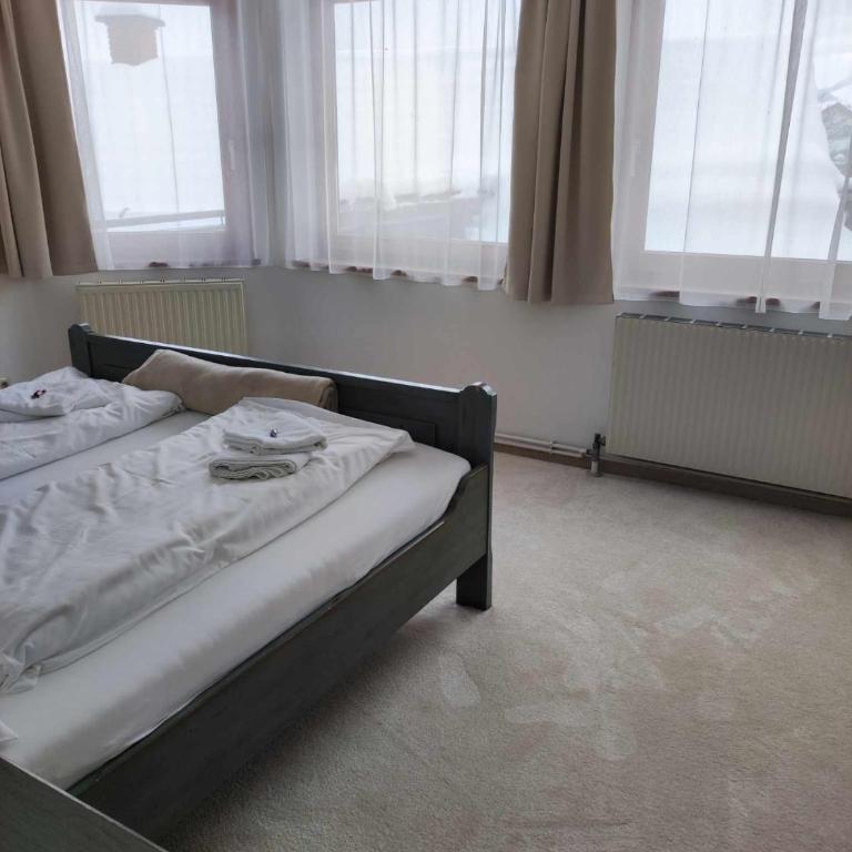 Hotel Aquamarin - Familienzimmer mit Bergblick - 6