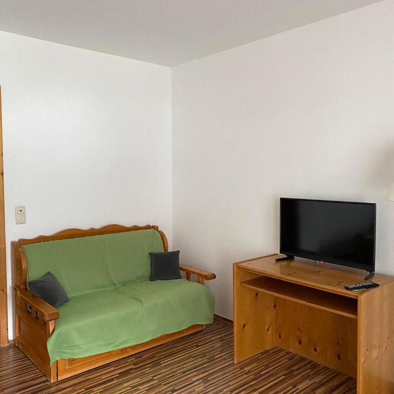 Hotel Aquamarin - Dreibettzimmer mit Bergblick - 2