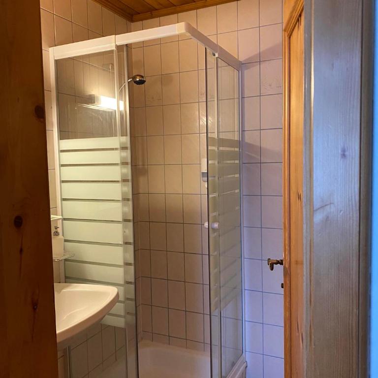 Hotel Aquamarin - Doppelzimmer mit Bergblick - 2