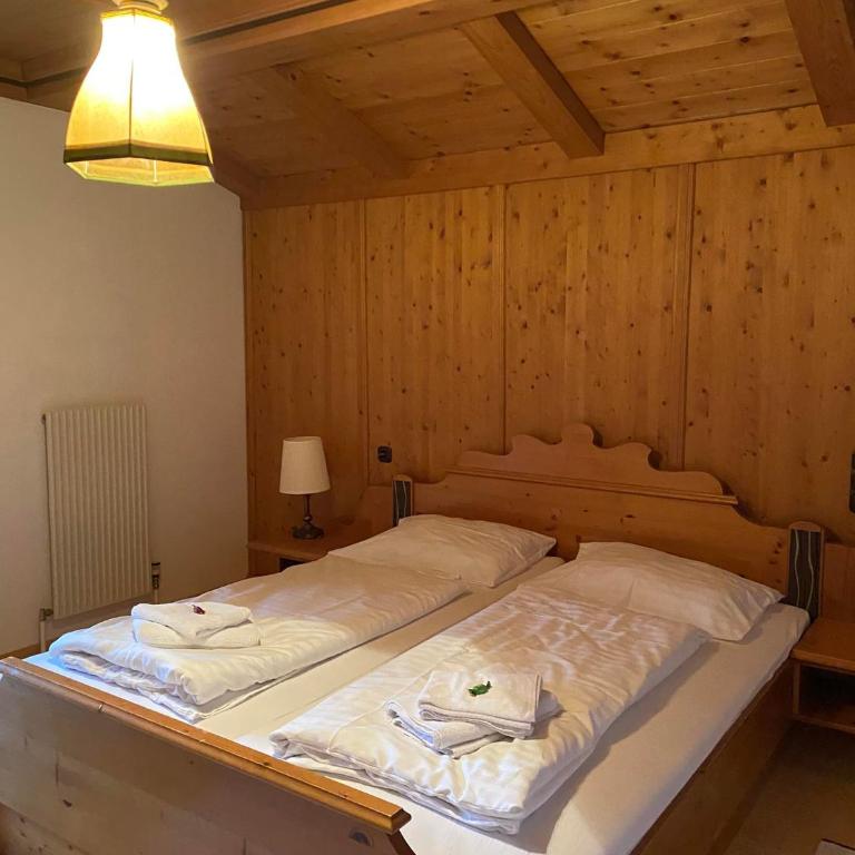 Hotel Aquamarin - Vierbettzimmer mit Bergblick - 8
