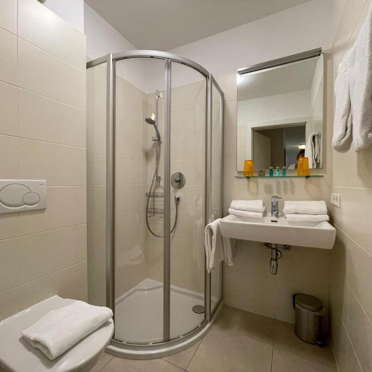 Ski & Golf Apartments by Kaprun Rentals - Deluxe Apartment - 1