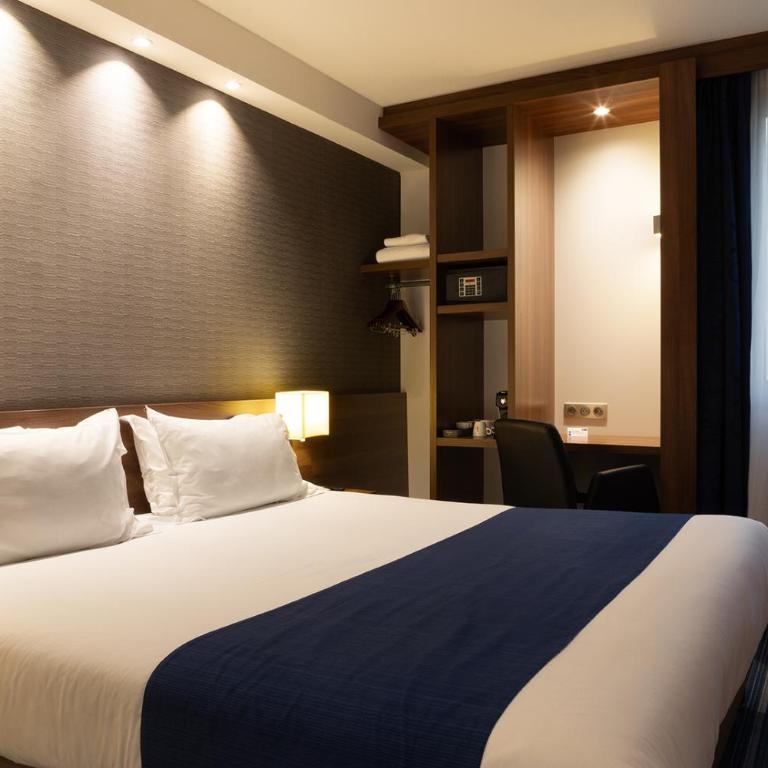 Holiday Inn Express Amiens by IHG - Chambre Lit King-Size Standard - Petit-Déjeuner Gratuit - 4