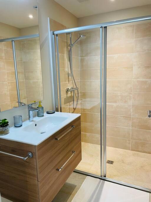 La régate avec jaccuzi à 50 m du centre historique - Appartamento con 2 Camere da Letto - 14