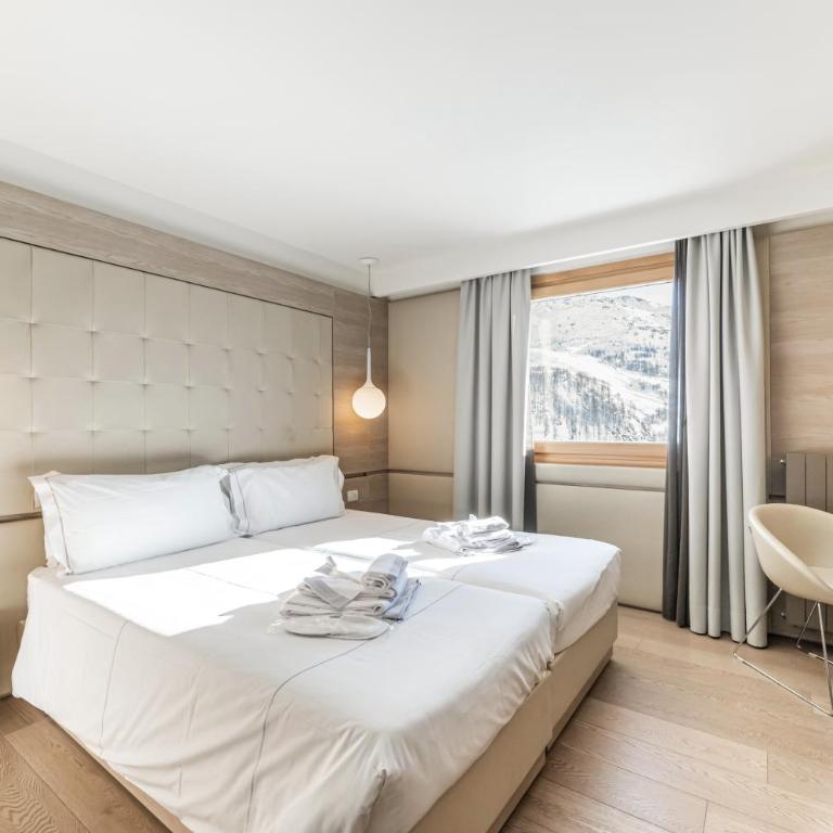 HOTIDAY Room Collection - Cervinia - Camera Matrimoniale/Doppia con Letti Singoli - 4