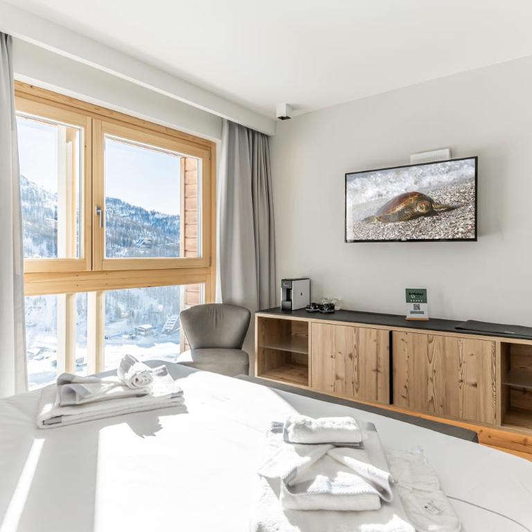 HOTIDAY Room Collection - Cervinia - Camera Matrimoniale/Doppia con Letti Singoli - 8