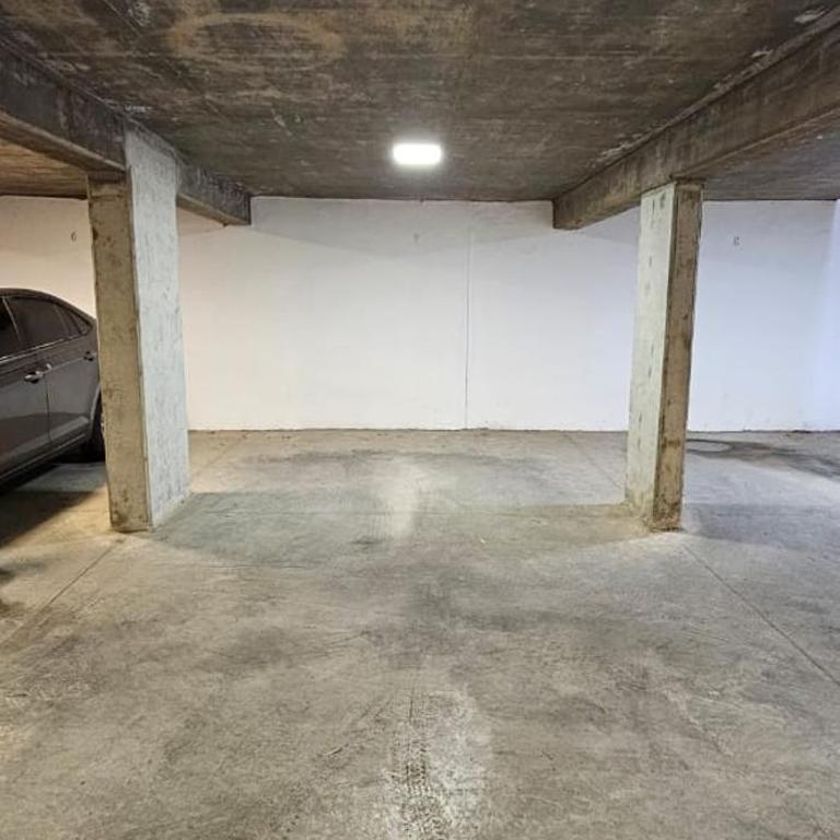 8 Depto de un dormitorio cochera - Apartamento de 1 dormitorio - 6