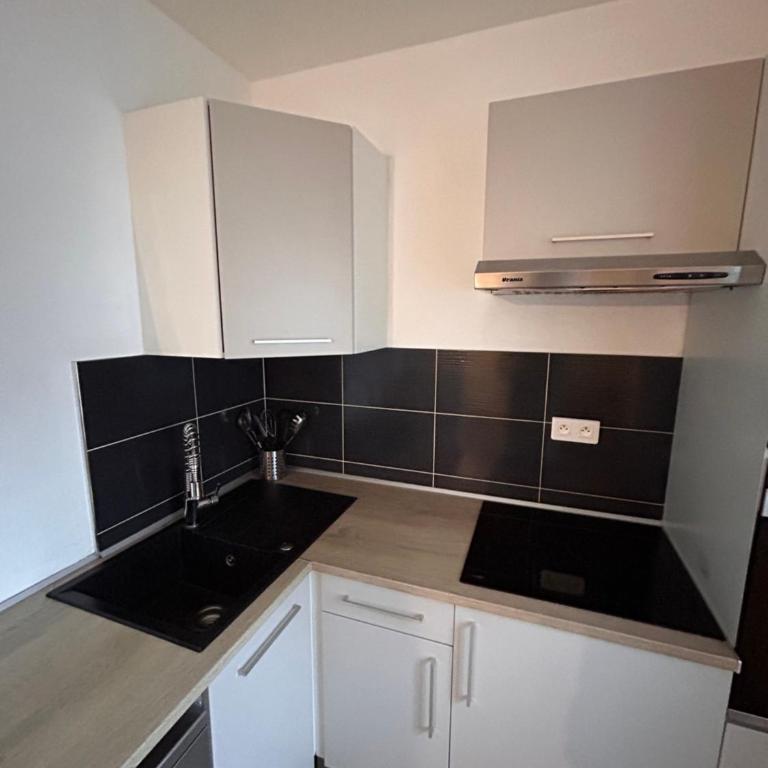 Le 1 - Très beau T3 Neuf rez-de-chaussée centre ville - stationnement gratuit - Apartment - Erdgeschoss - 7