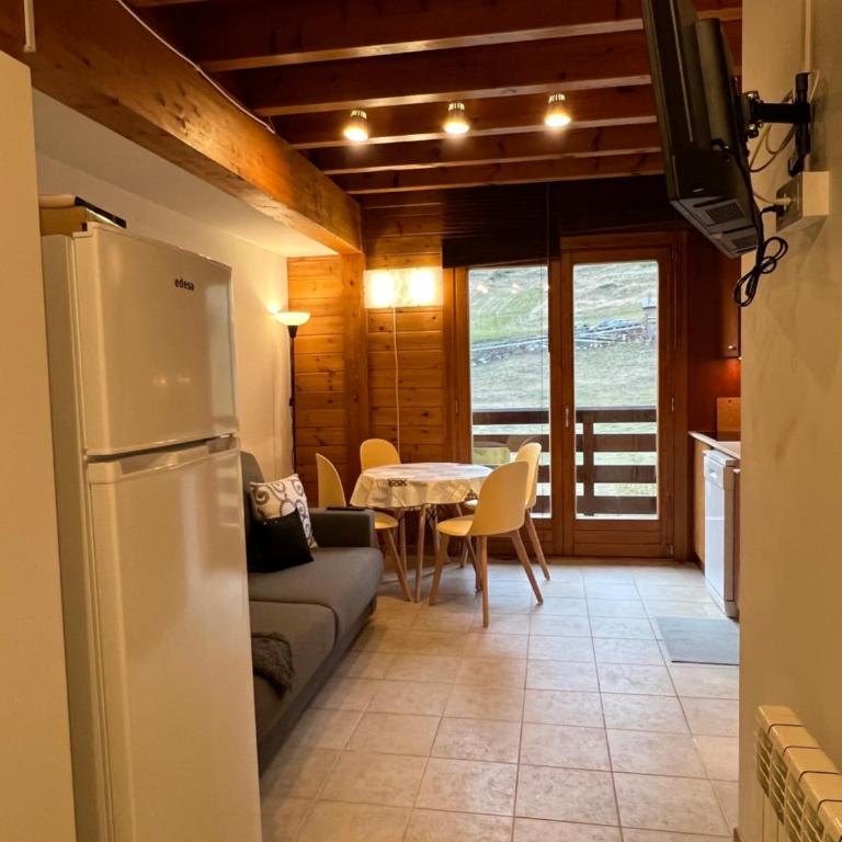 L'ORENETA - Peu del Riu 712 - Vall d'Incles - Soldeu Hut 8367 - Apartamento de 1 dormitorio - 28
