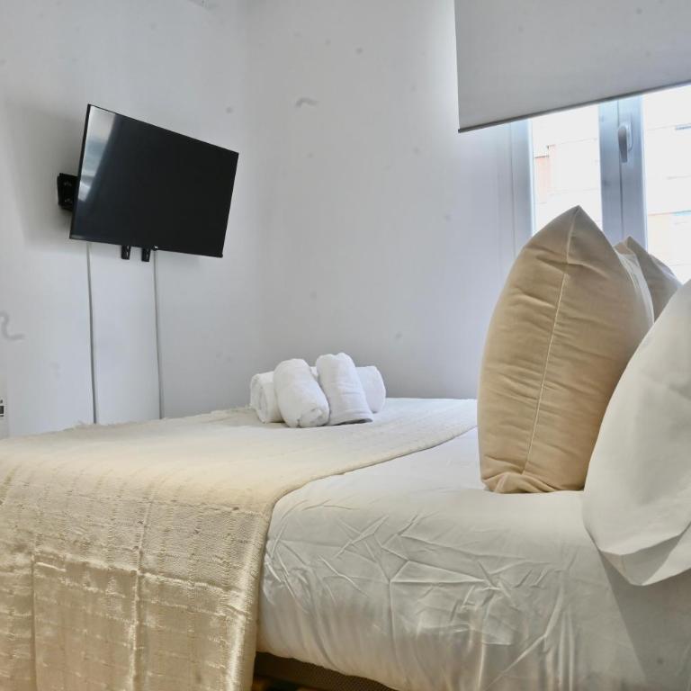 Moderno Apartamento TEMPORAL de dos dormitorios En Avenida América CAR1012 - Apartamento de 2 dormitorios - 17