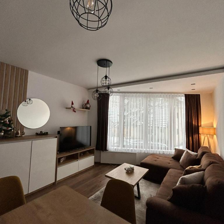 Garnet Star Apartments 1 - One-Bedroom Apartment - 1