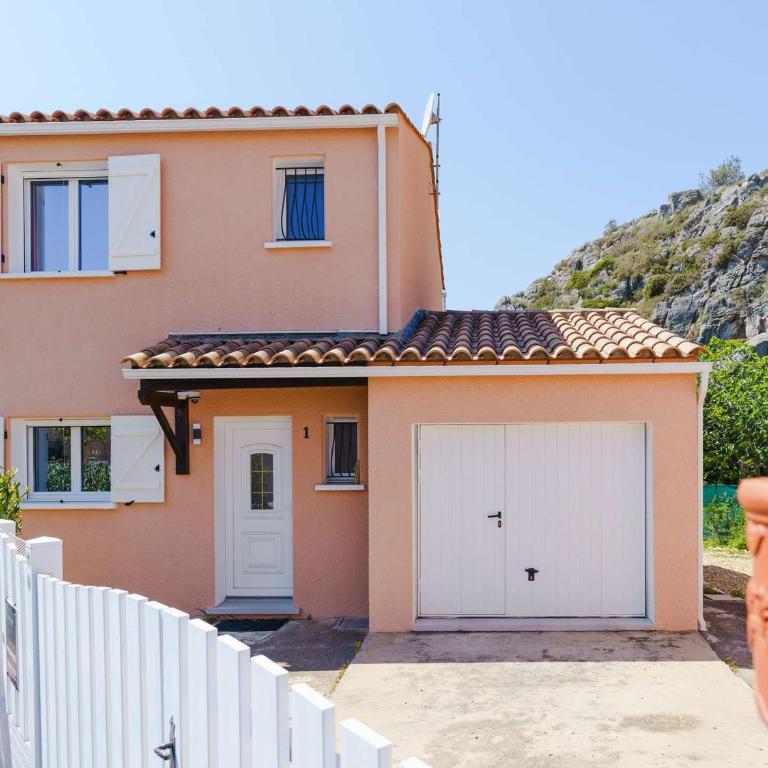 Villa climatisée 4 pièces avec terrasse, WIFI, garage, proche de la plage, animaux acceptés - FR-1-409-81 - Villa - 1