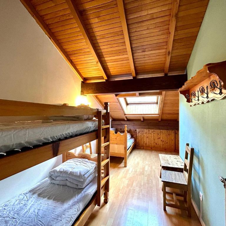 Appartement 2 ch, centre de La Clusaz, 8 pers, proche pistes et activités - FR-1-437-55 - Apartment (8 Adults) - 9